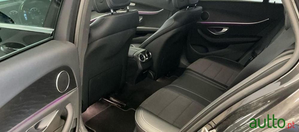 2021' Mercedes-Benz Classe E photo #5