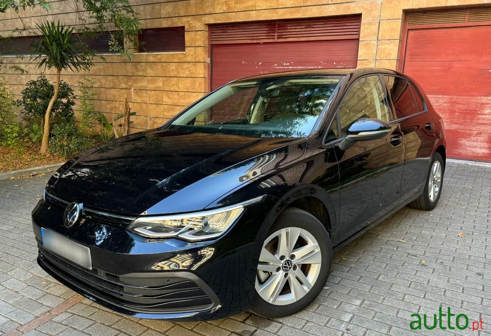 2022' Volkswagen Golf 1.0 Tsi photo #3