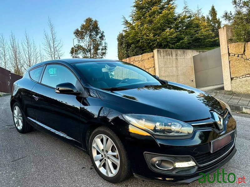 2015' Renault Mégane Coupe photo #2