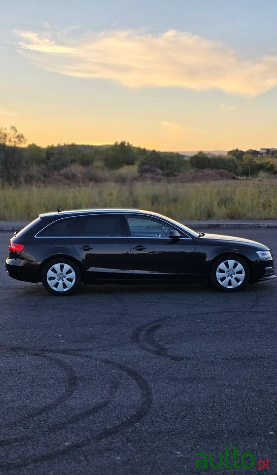 2015' Audi A4 Avant photo #4