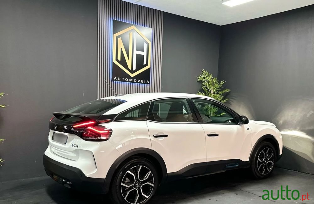 2023' Citroen E-C4 50 Kwh Feel photo #5