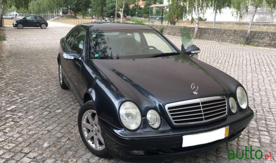 2002' Mercedes-Benz Clk-200 Kompressor (W208) photo #3