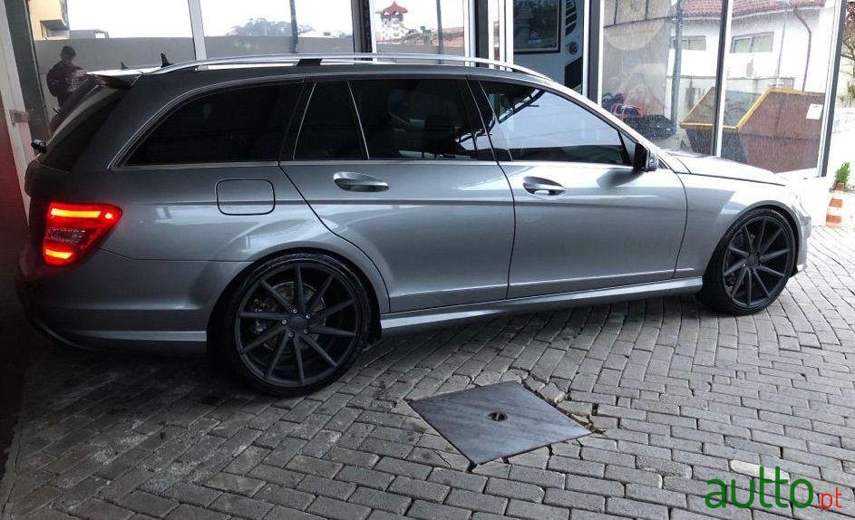 2012' Mercedes-Benz C-250 4Matic Amg photo #4