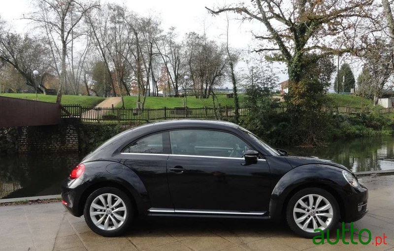 2012' Volkswagen New Beetle 1.2 Tsi Design photo #2
