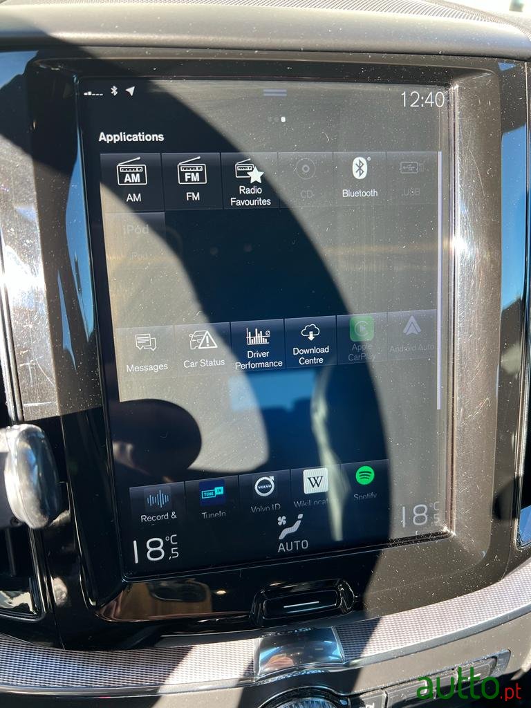 2019' Volvo XC60 photo #6