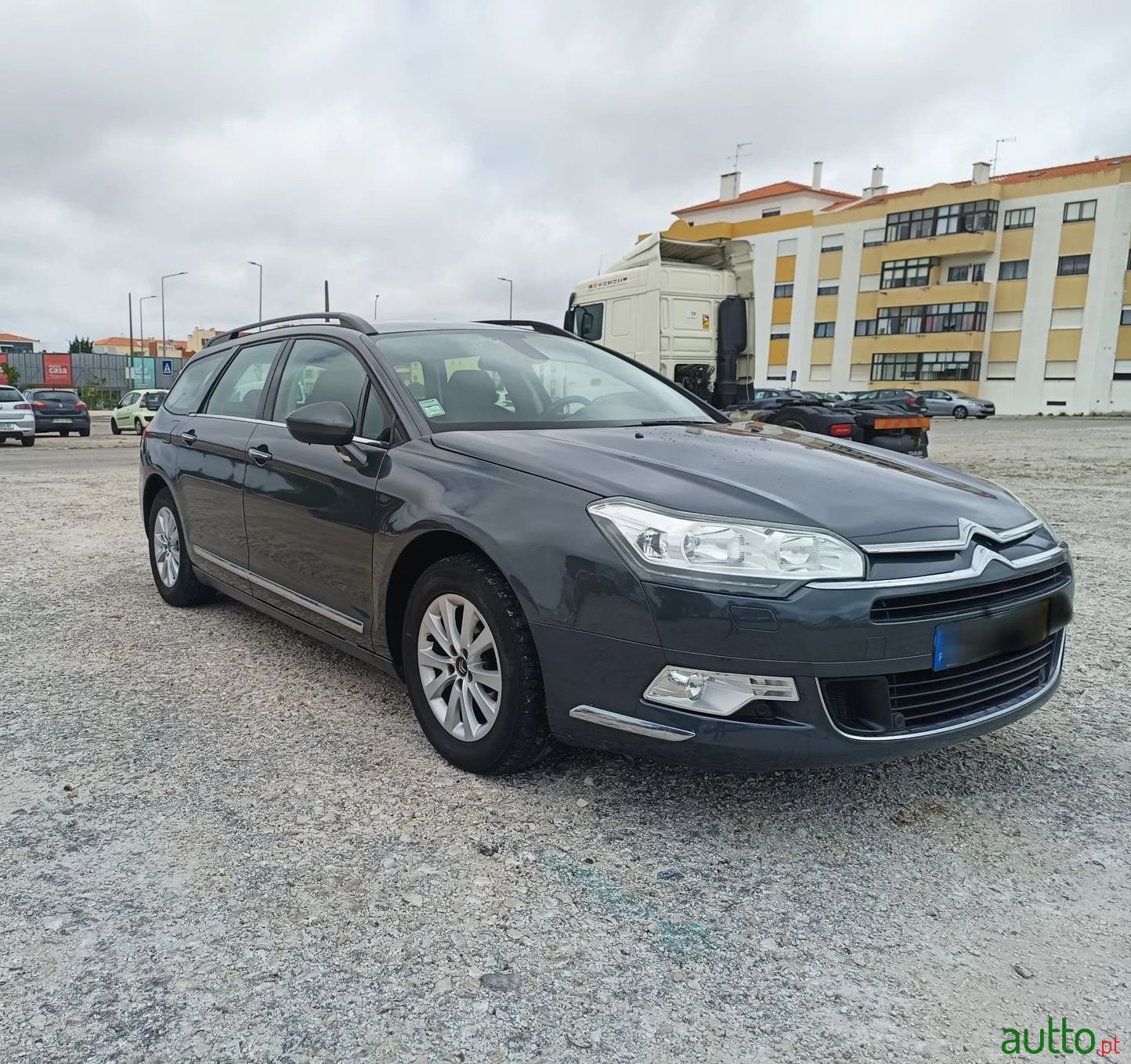 2014' Citroen C5 Tourer photo #2