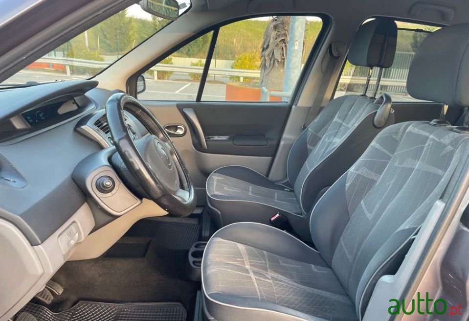 2003' Renault Scenic photo #6