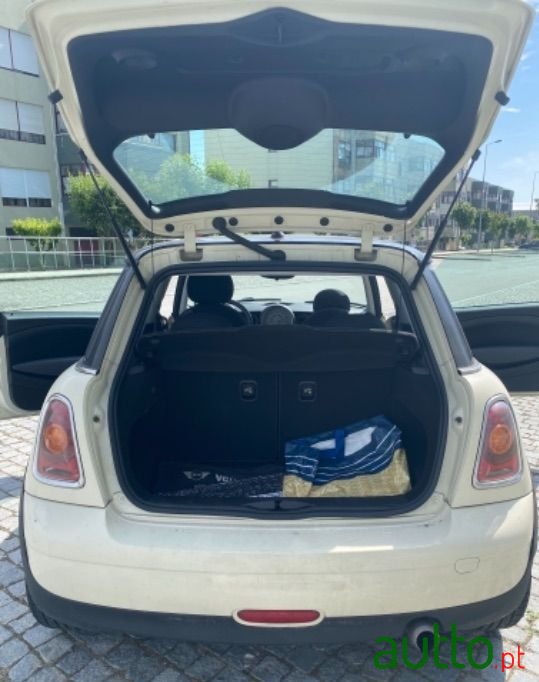 2008' MINI Cooper photo #3