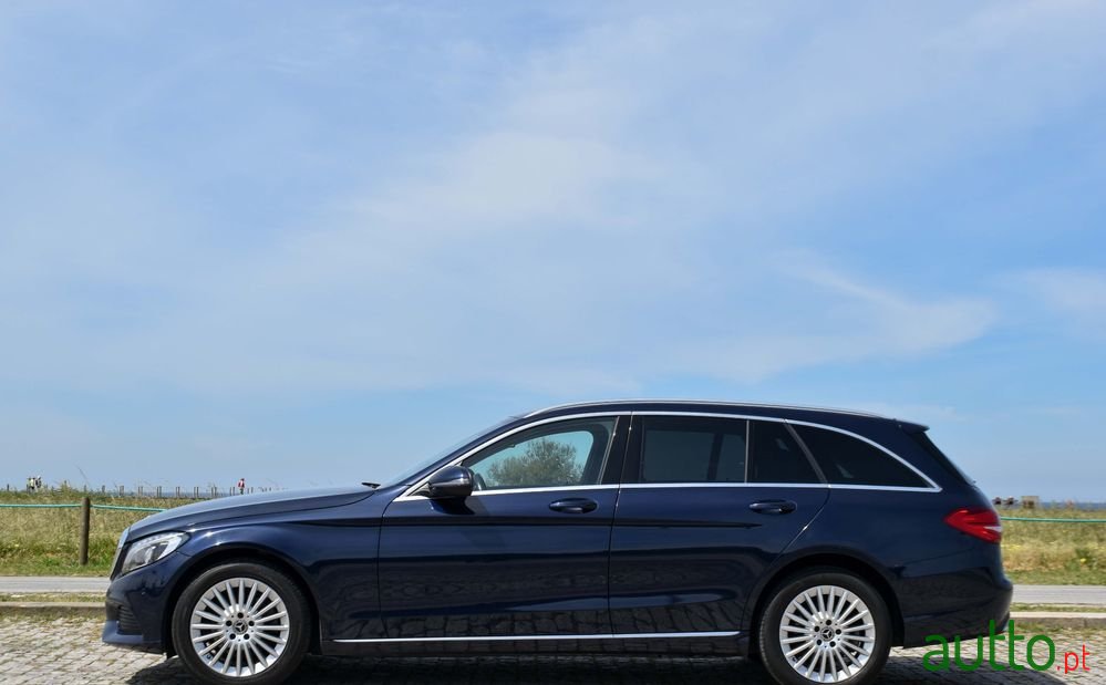 2017' Mercedes-Benz C 220 photo #5