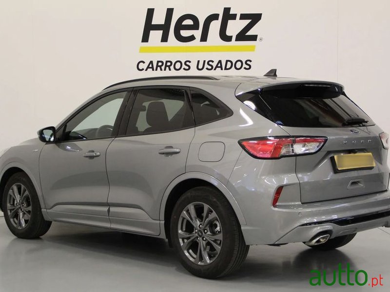 2022' Ford Kuga photo #3