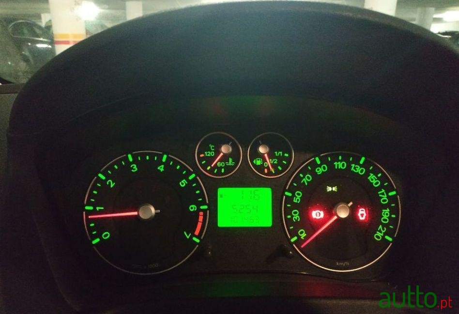 2007' Ford Fiesta photo #3