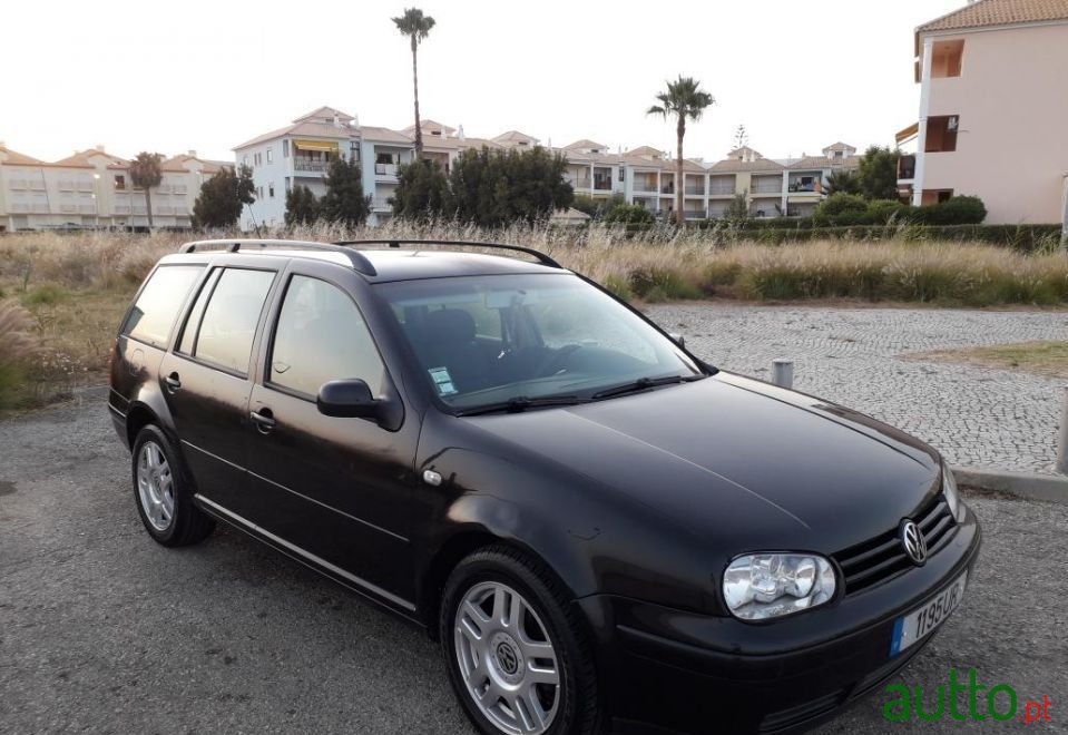 2003' Volkswagen Golf Variant photo #5