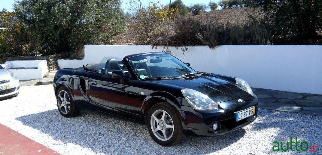 2003' Toyota MR2 photo #1
