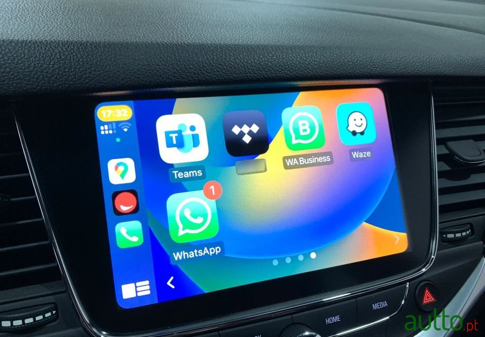 2017' Opel Astra Sports Tourer photo #4