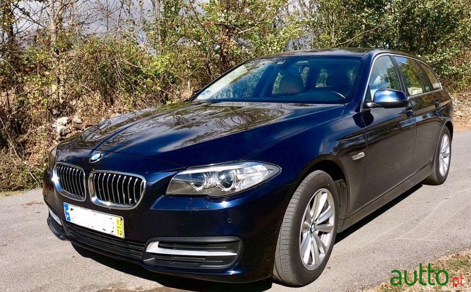 2013' BMW 520 photo #4