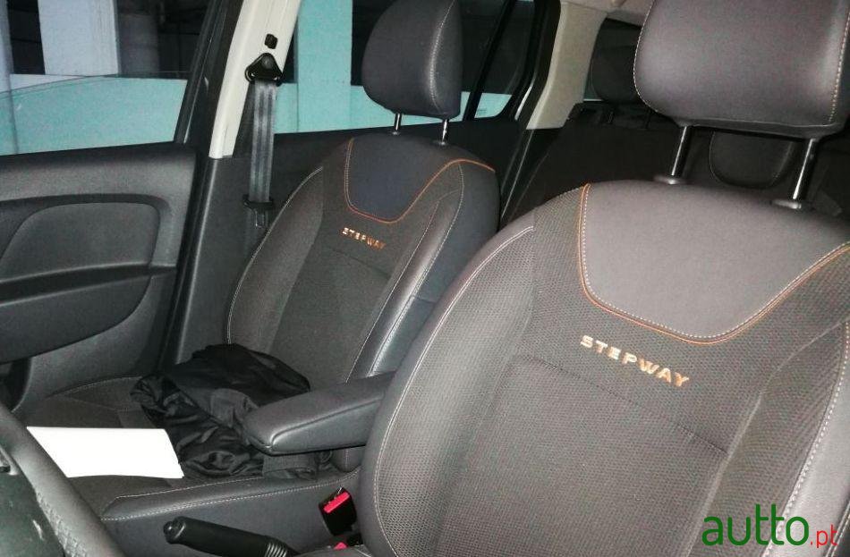 2017' Dacia Logan Mcv photo #4