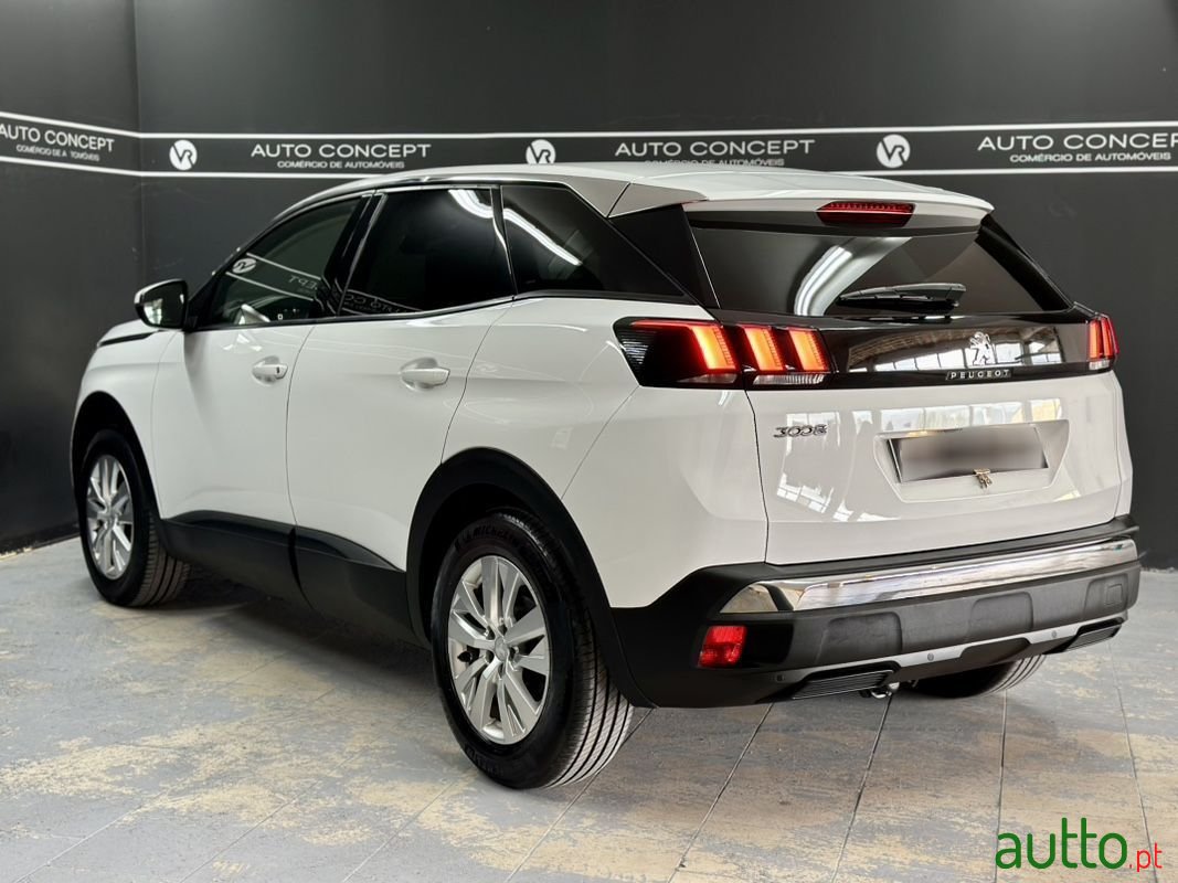 2017' Peugeot 3008 photo #6