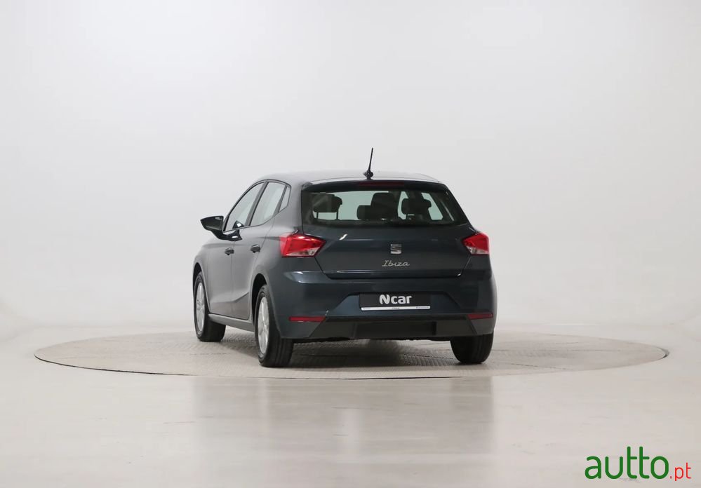 2022' SEAT Ibiza 1.0 Tsi Style photo #5