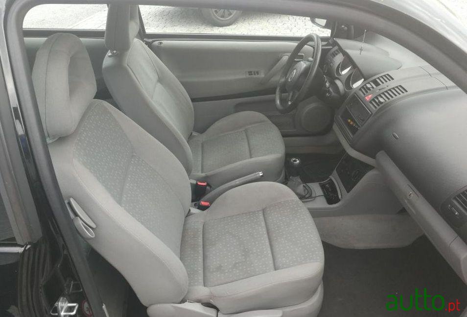 2001' Volkswagen Lupo photo #5