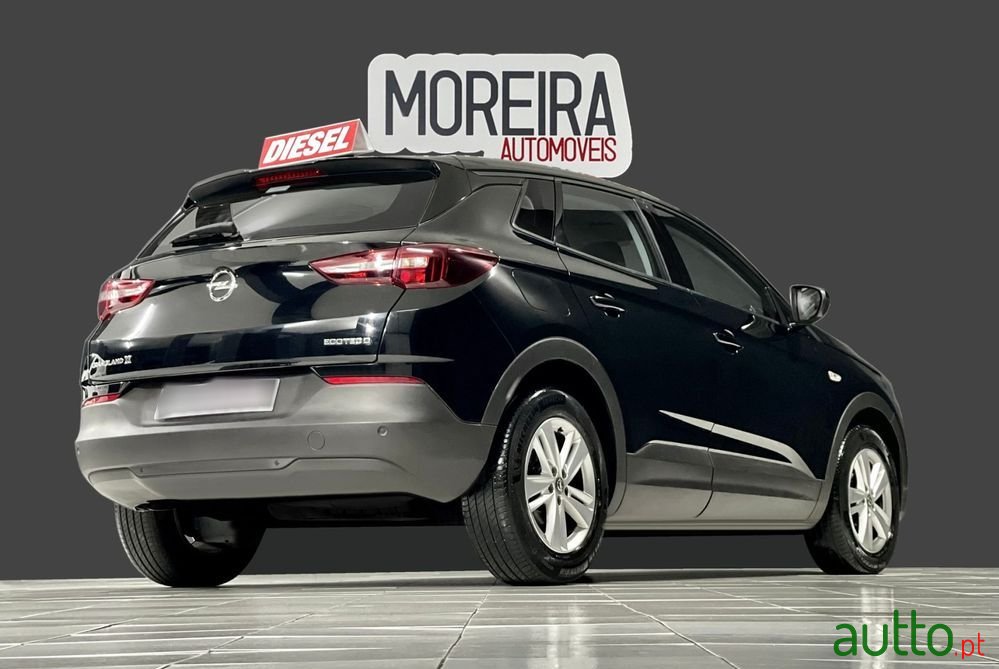 2020' Opel Grandland X photo #3