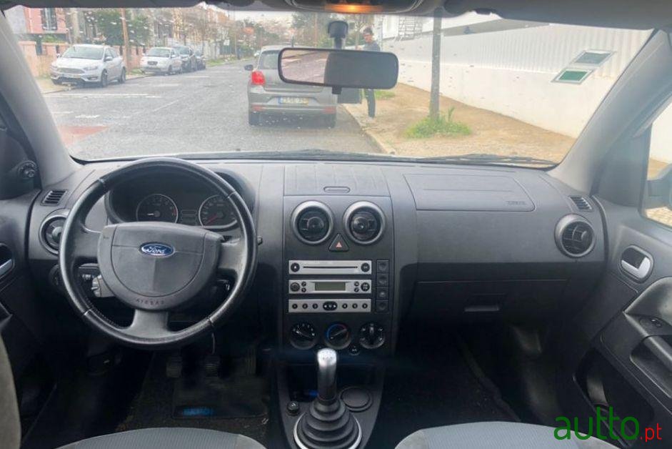 2004' Ford Fusion 1.2 photo #4