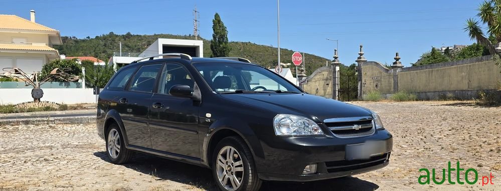 2007' Chevrolet Nubira Sw photo #2