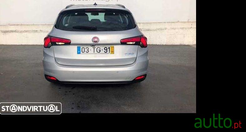 2017' Fiat Tipo 1.3 M-Jet Lounge photo #2