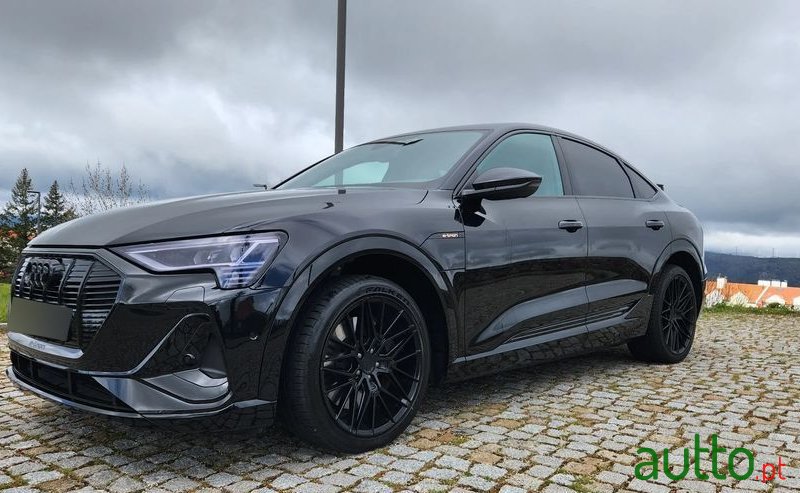 2022' Audi e-tron Sportback photo #1