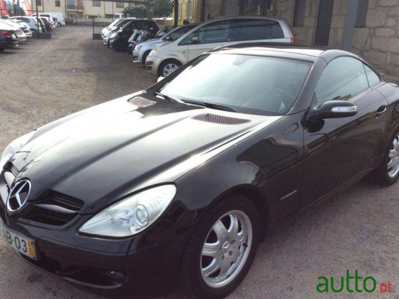 2005' Mercedes-Benz Slk-200 Kompressor photo #1