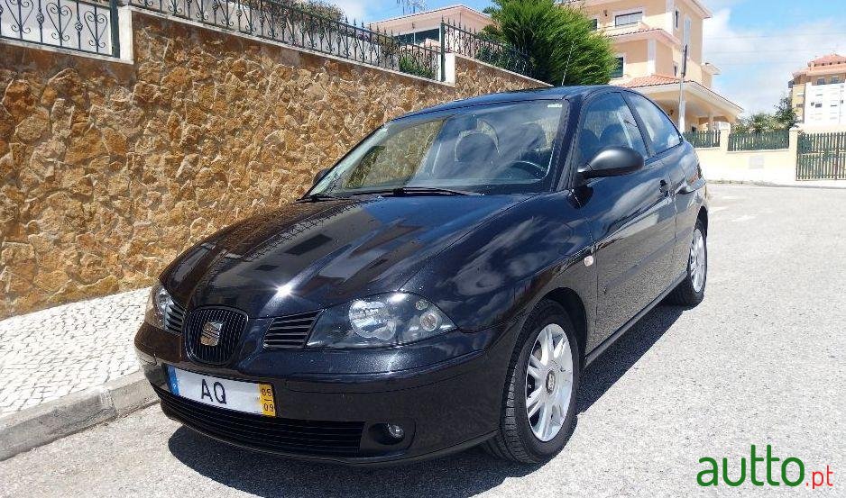 2005' SEAT Ibiza photo #2
