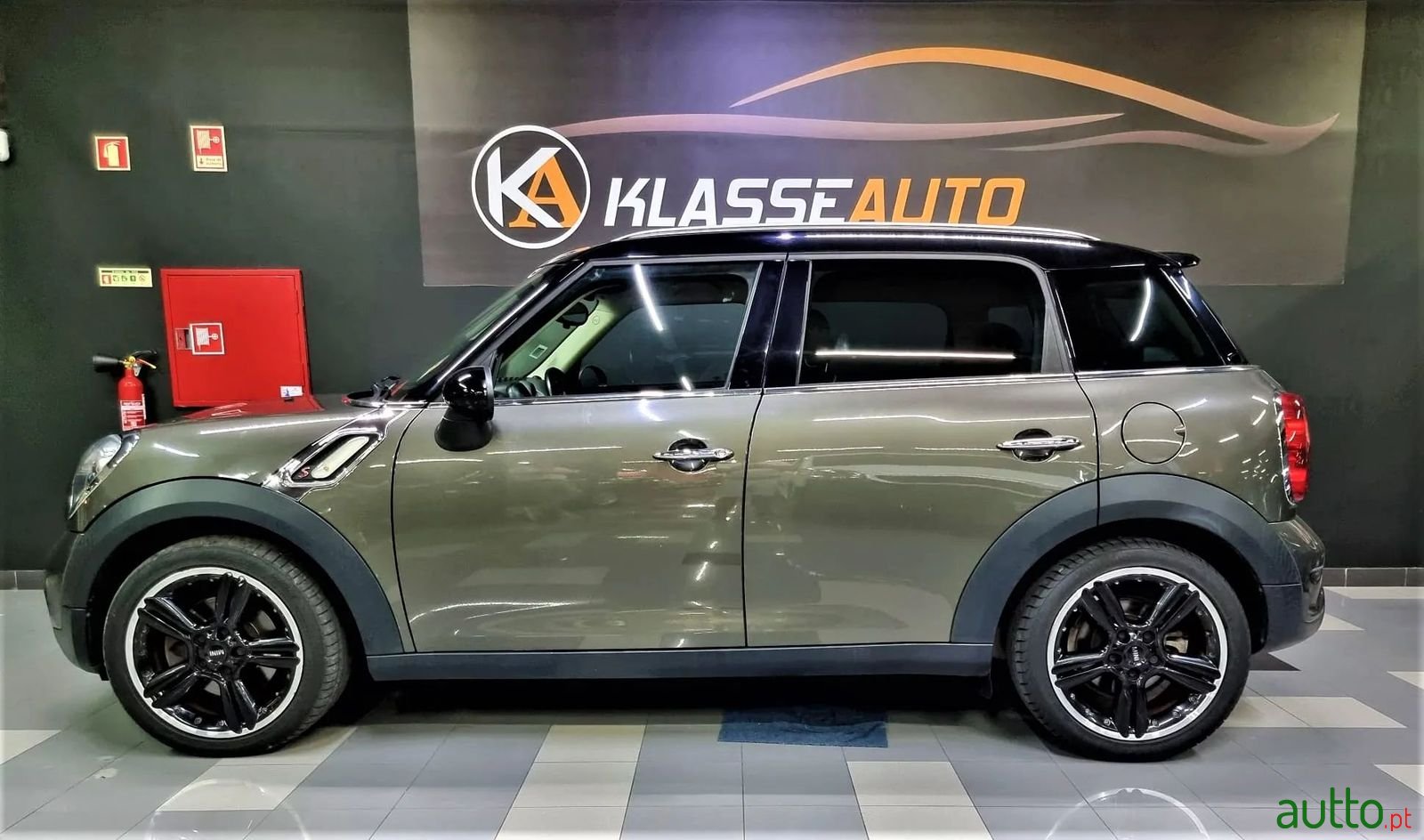 2012' MINI Countryman photo #1