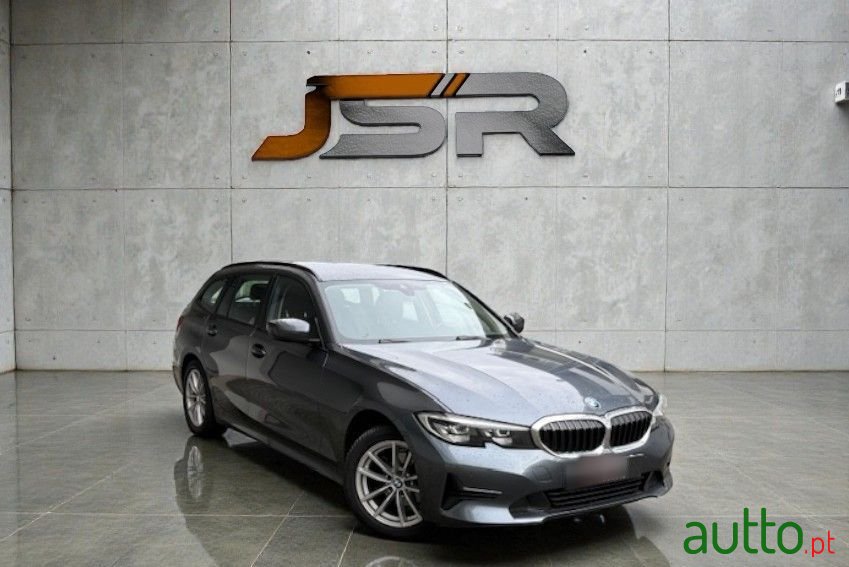 2022' BMW Série 3 photo #2