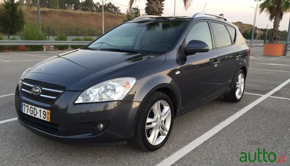 2008' Kia Ceed Sw photo #1