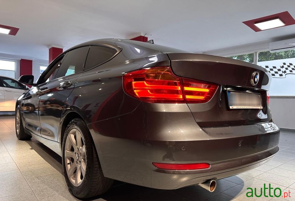 2014' BMW Série 3 D Line Luxury photo #6