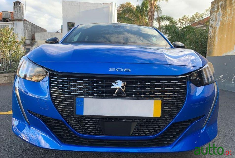2019' Peugeot 208 photo #1