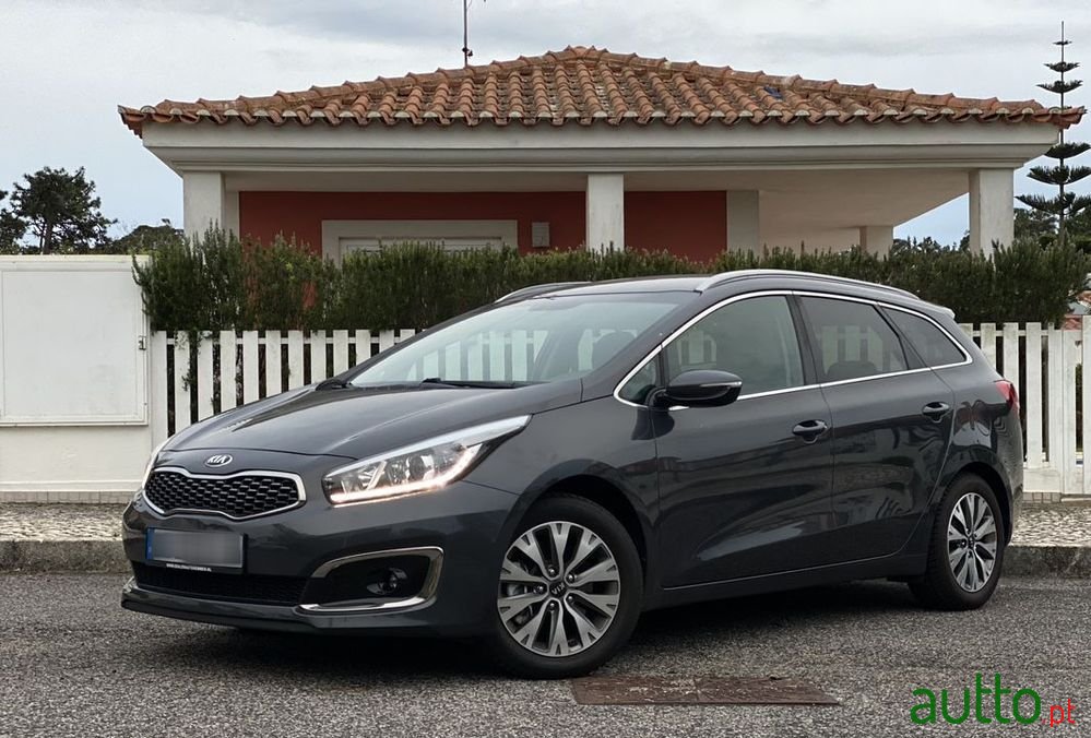 2018' Kia Ceed Sw photo #1