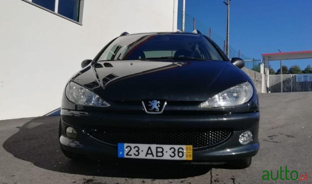 2005' Peugeot 206 Sw photo #1