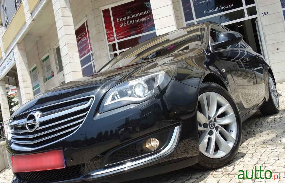 2015' Opel Insignia photo #1