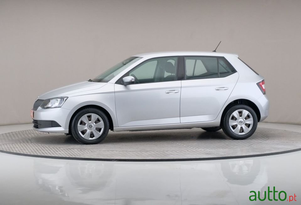 2016' Skoda Fabia photo #4