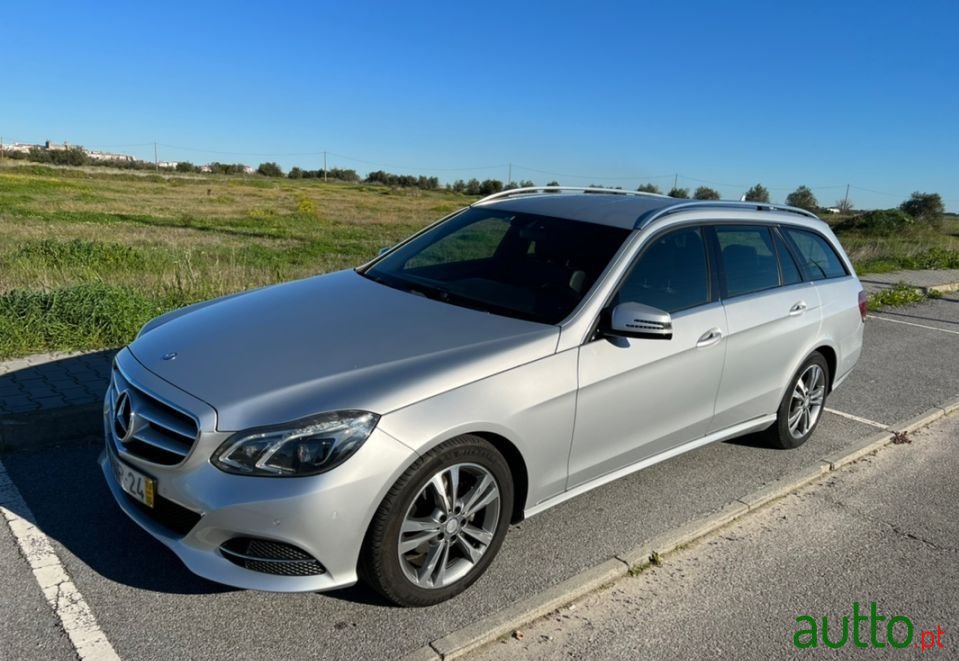 2013' Mercedes-Benz E-220 photo #1