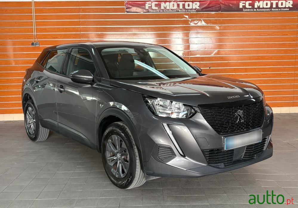 2021' Peugeot 2008 photo #1