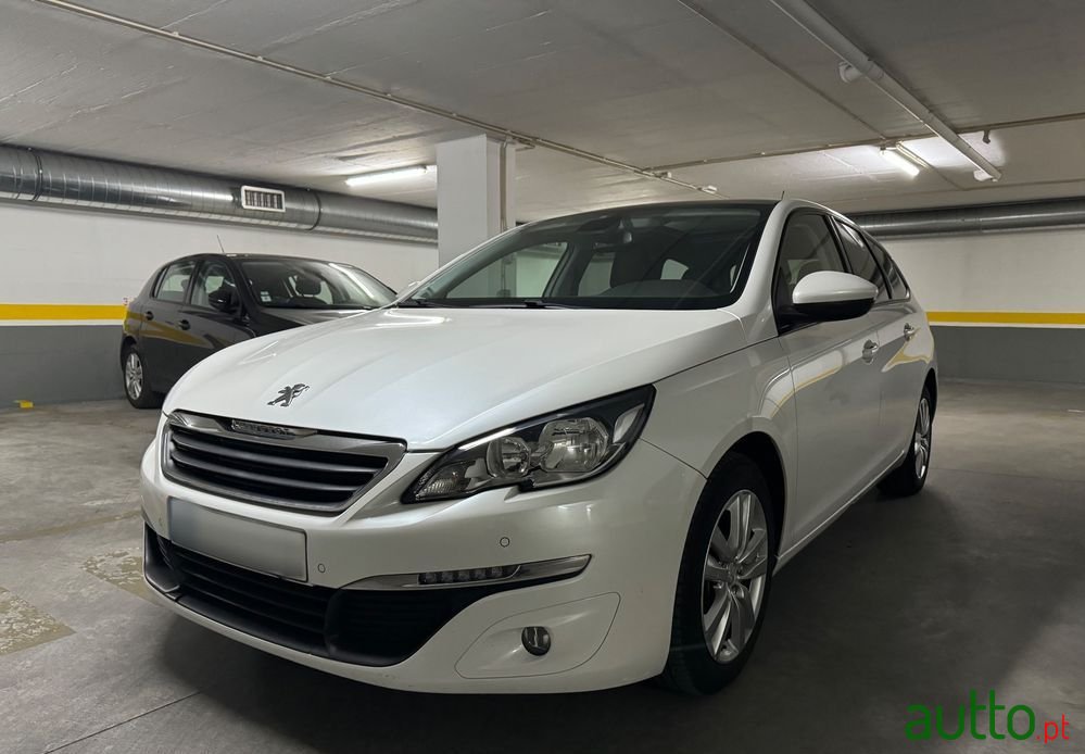 2015' Peugeot 308 Sw photo #3