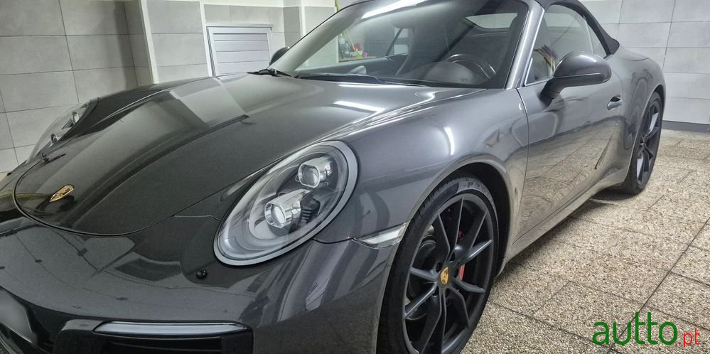 2016' Porsche 911 photo #2