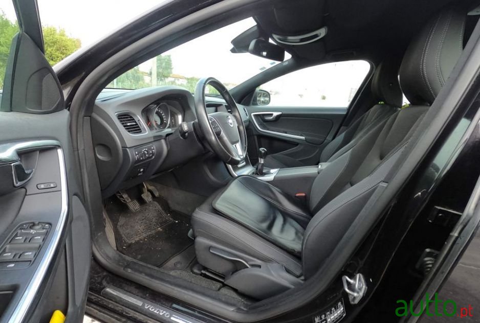 2013' Volvo V60 photo #4