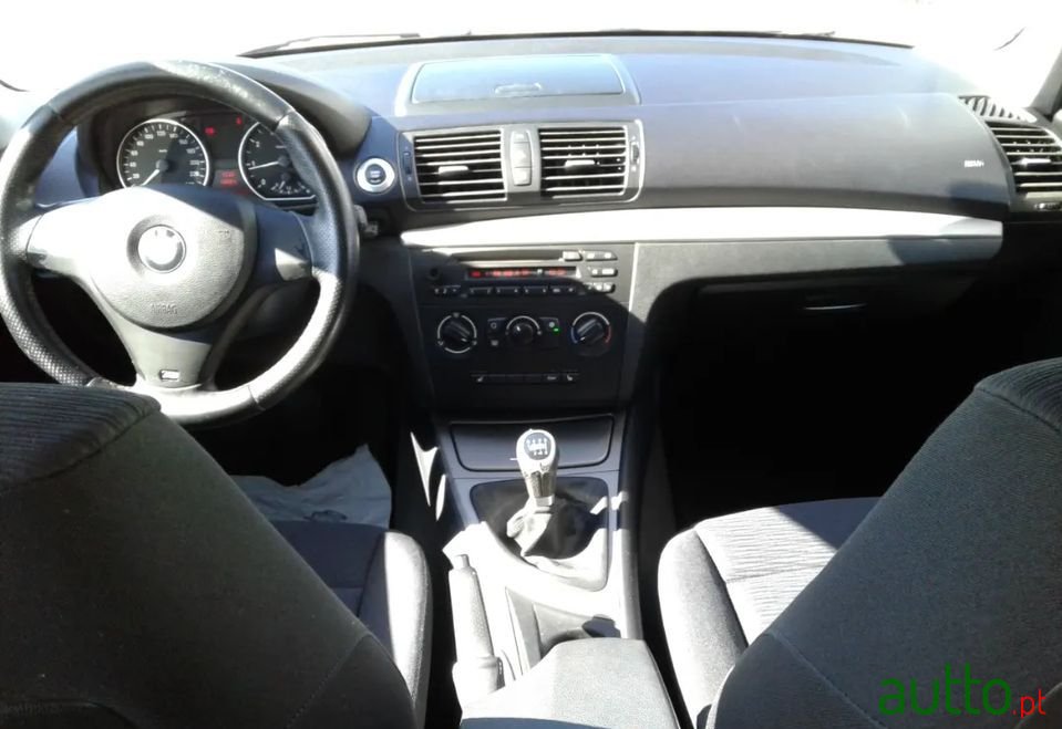 2008' BMW 116 photo #6