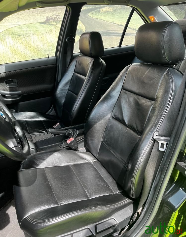 1997' BMW 318 Is Exclusive photo #4