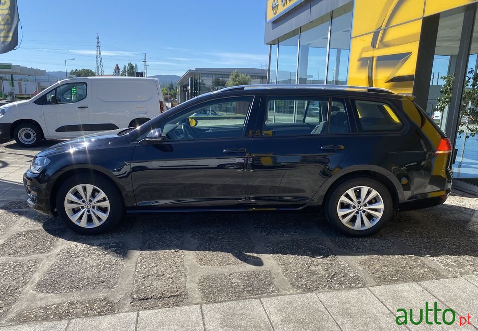 2014' Volkswagen Golf Variant photo #3