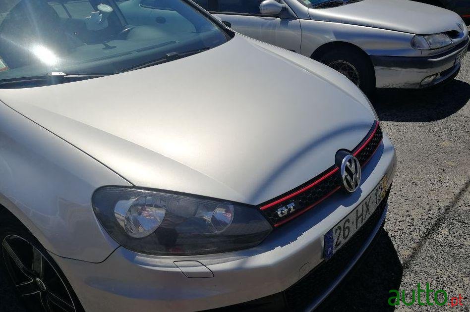 2009' Volkswagen Golf Confortline photo #1