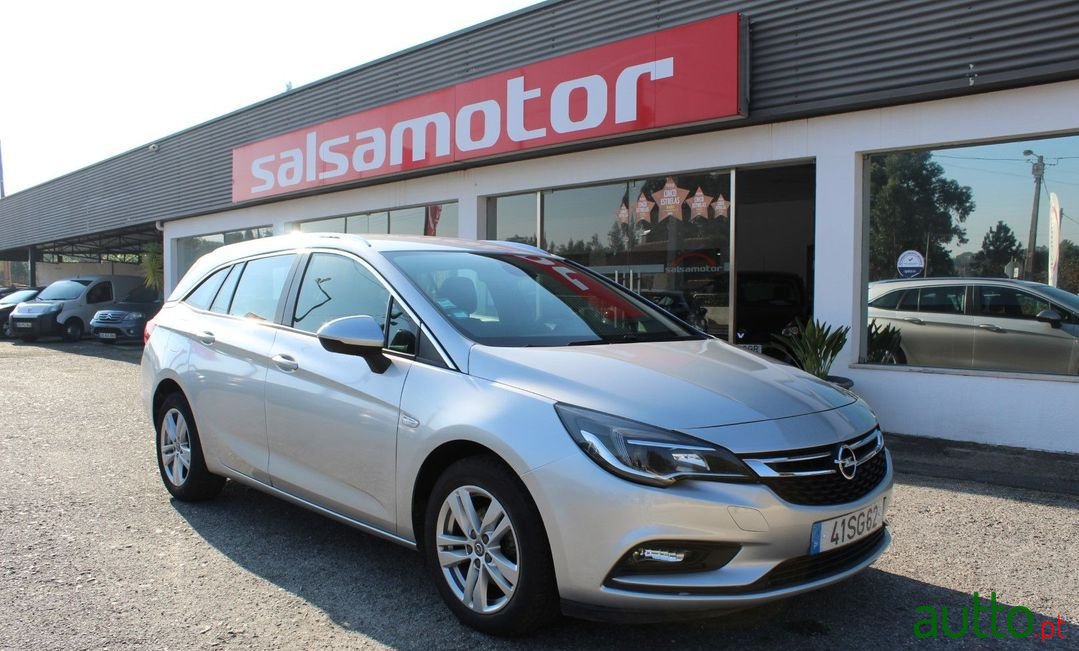 2016' Opel Astra Sports Tourer photo #1