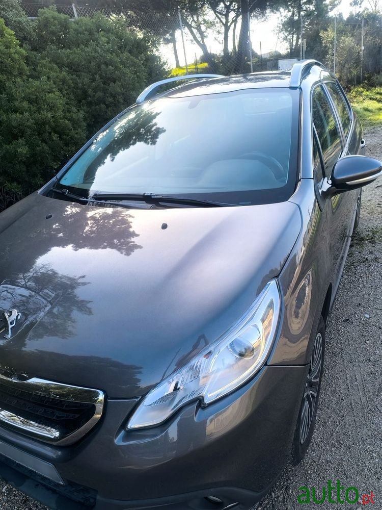 2015' Peugeot 2008 photo #5